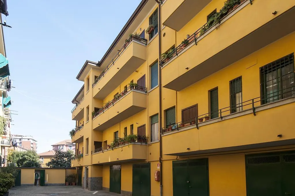 Golden House Milano Apartment  Milan