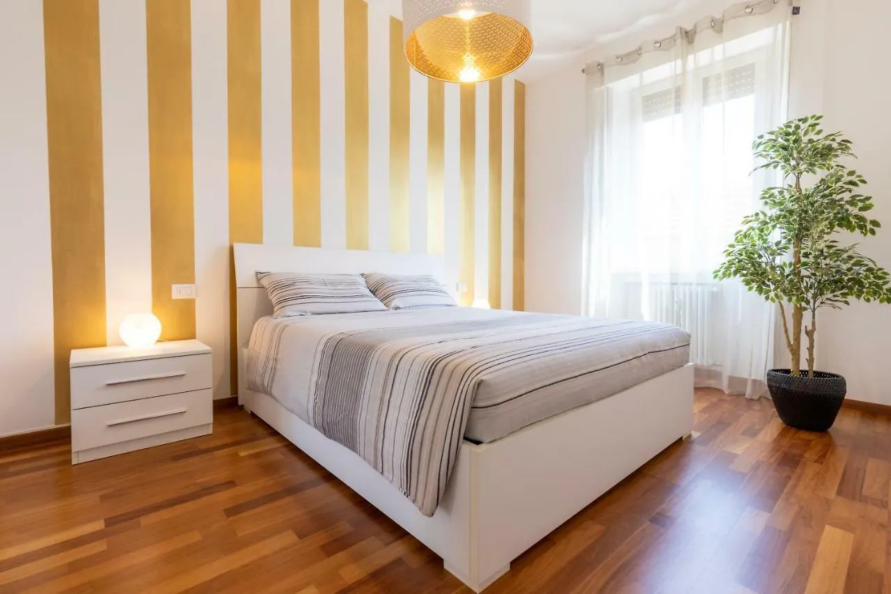 Golden House Milano Apartment