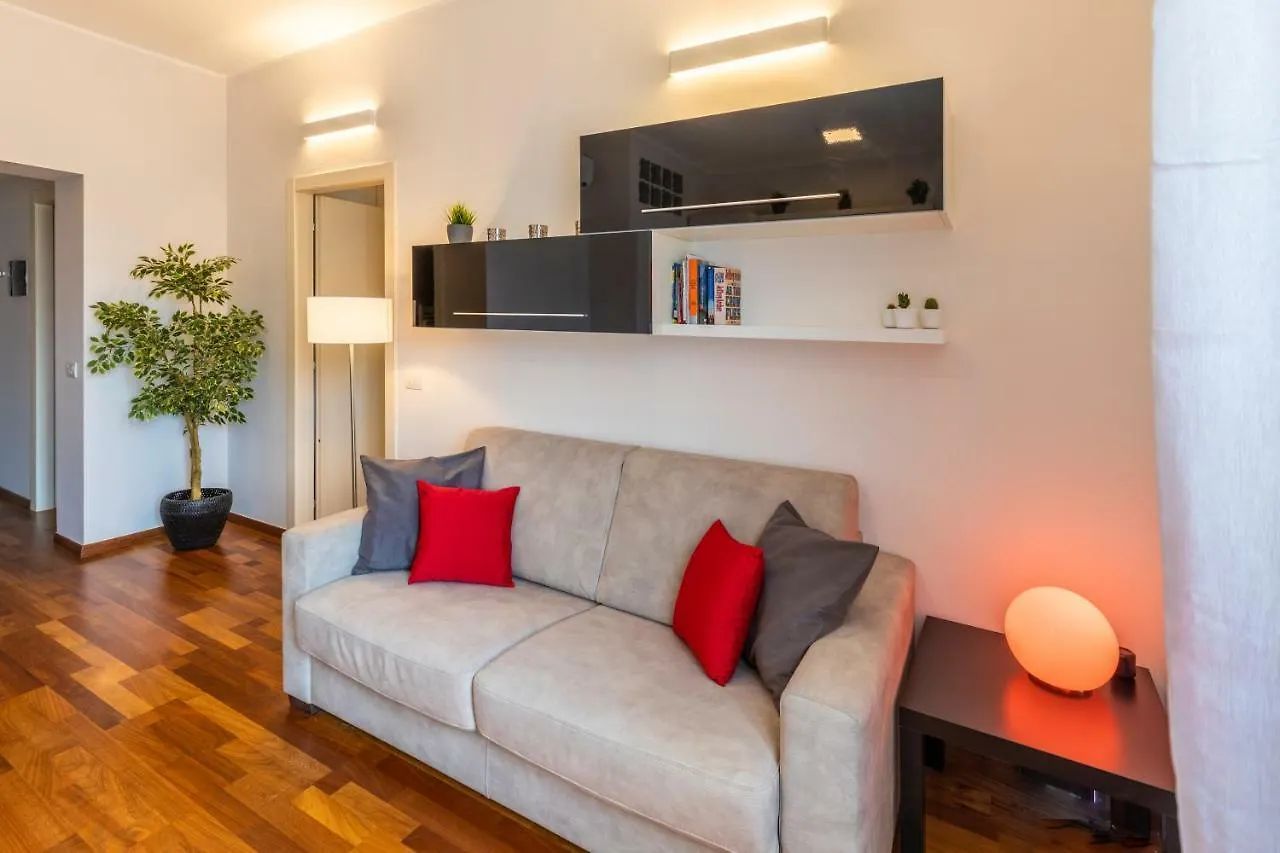 Golden House Milano Apartment